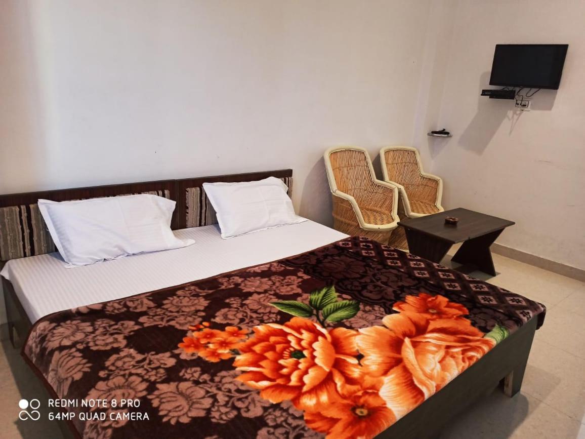 Hotel Galaxy Inn פושקאר מראה חיצוני תמונה