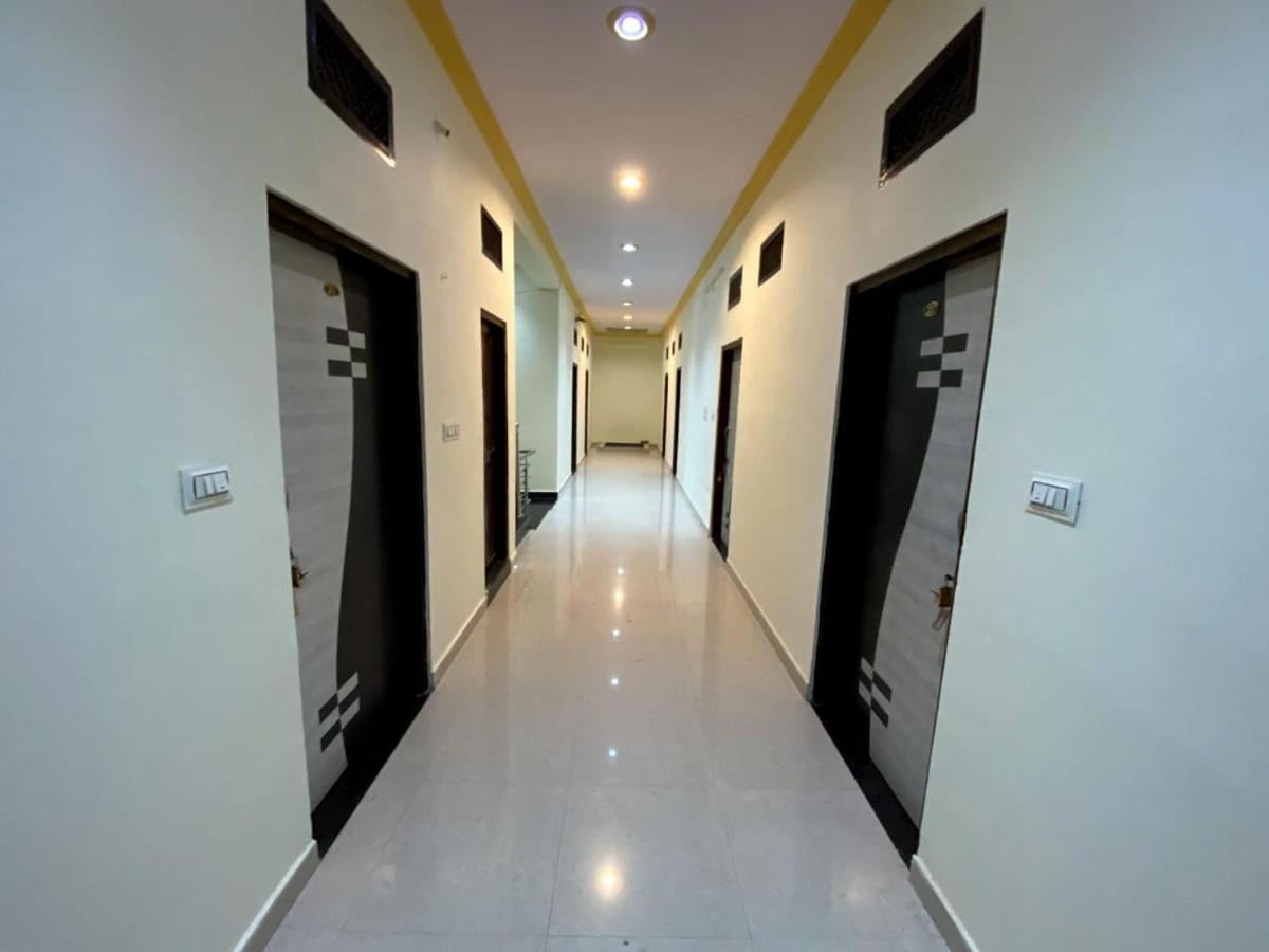 Hotel Galaxy Inn פושקאר מראה חיצוני תמונה