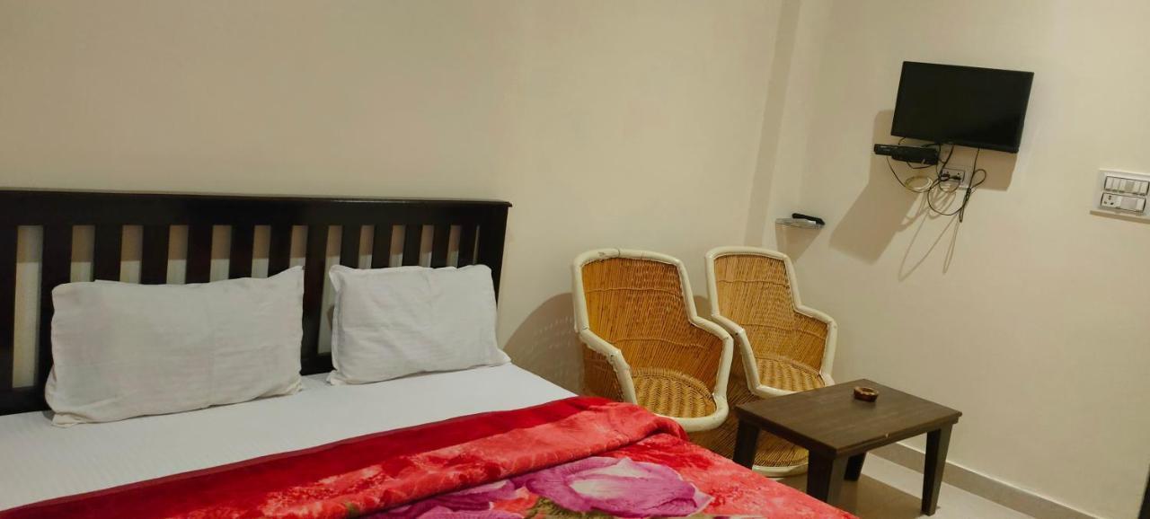 Hotel Galaxy Inn פושקאר מראה חיצוני תמונה
