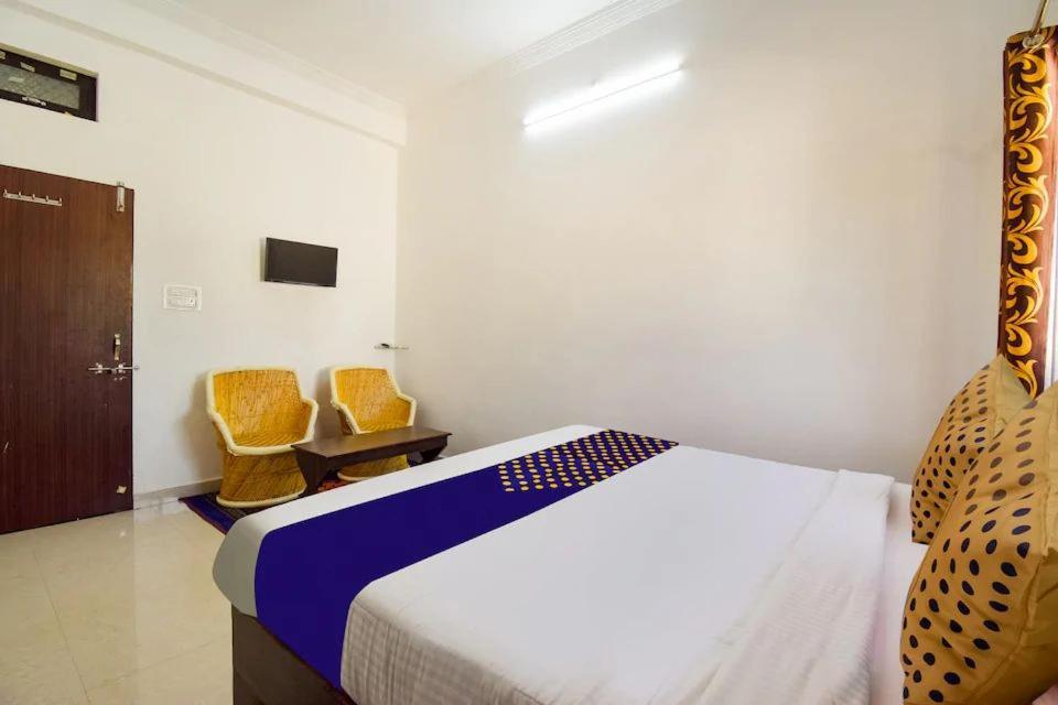 Hotel Galaxy Inn פושקאר מראה חיצוני תמונה